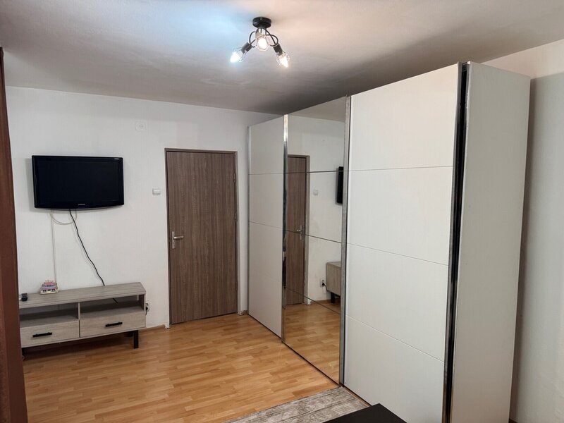 Rahova, Margeanului, vav Profi, ap. cu 2 camere de inchiriat